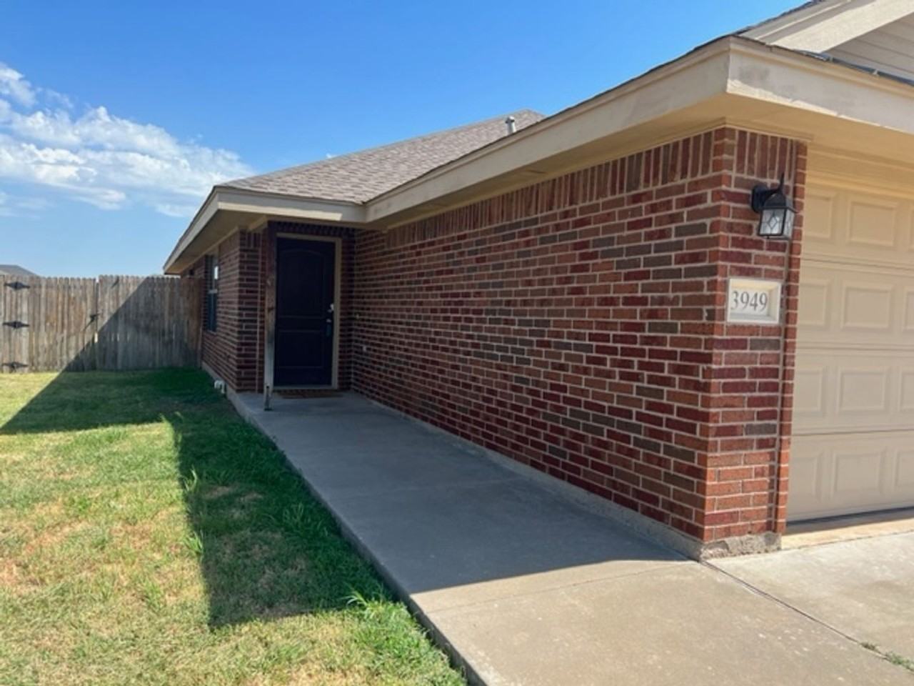 3949 Carrera Ln - Photo 2 of 18