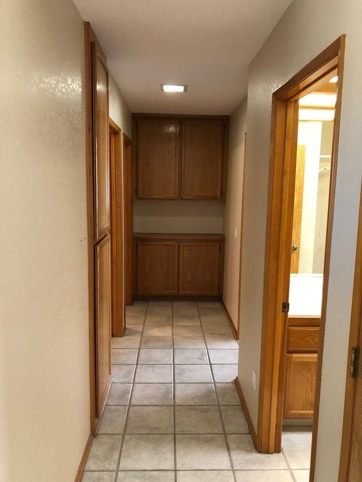 16379 Kamana Rd - Photo 7 of 21