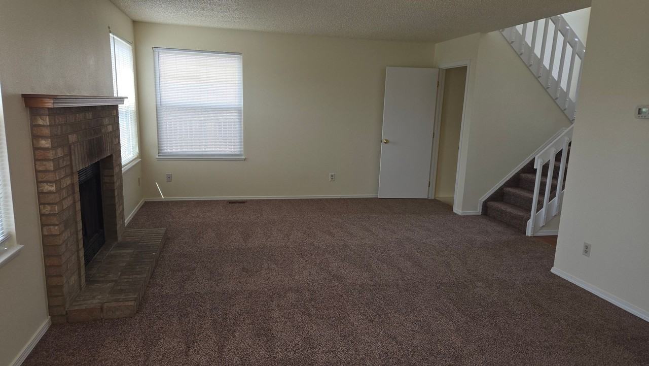 3855 Blazingwood Way - Photo 5 of 31