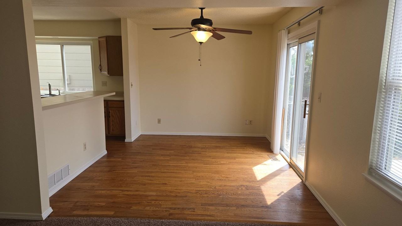 3855 Blazingwood Way - Photo 6 of 31