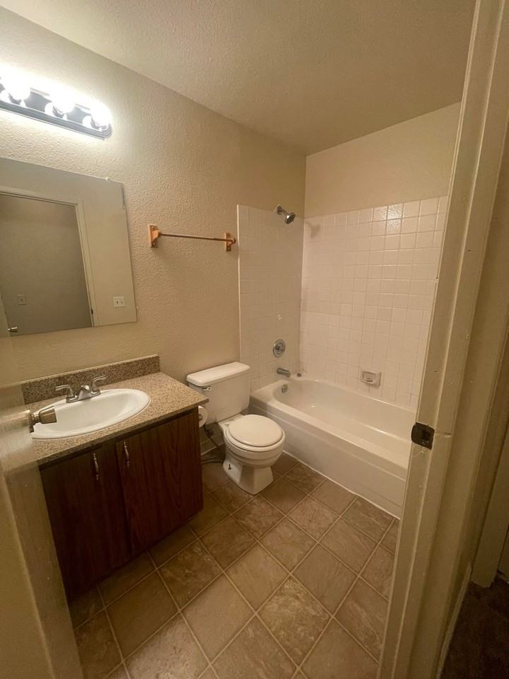 2090 Highview Ct #1 - Photo 7 of 16