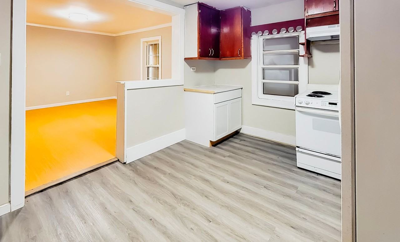 825 13th Ct - Photo 6 of 14