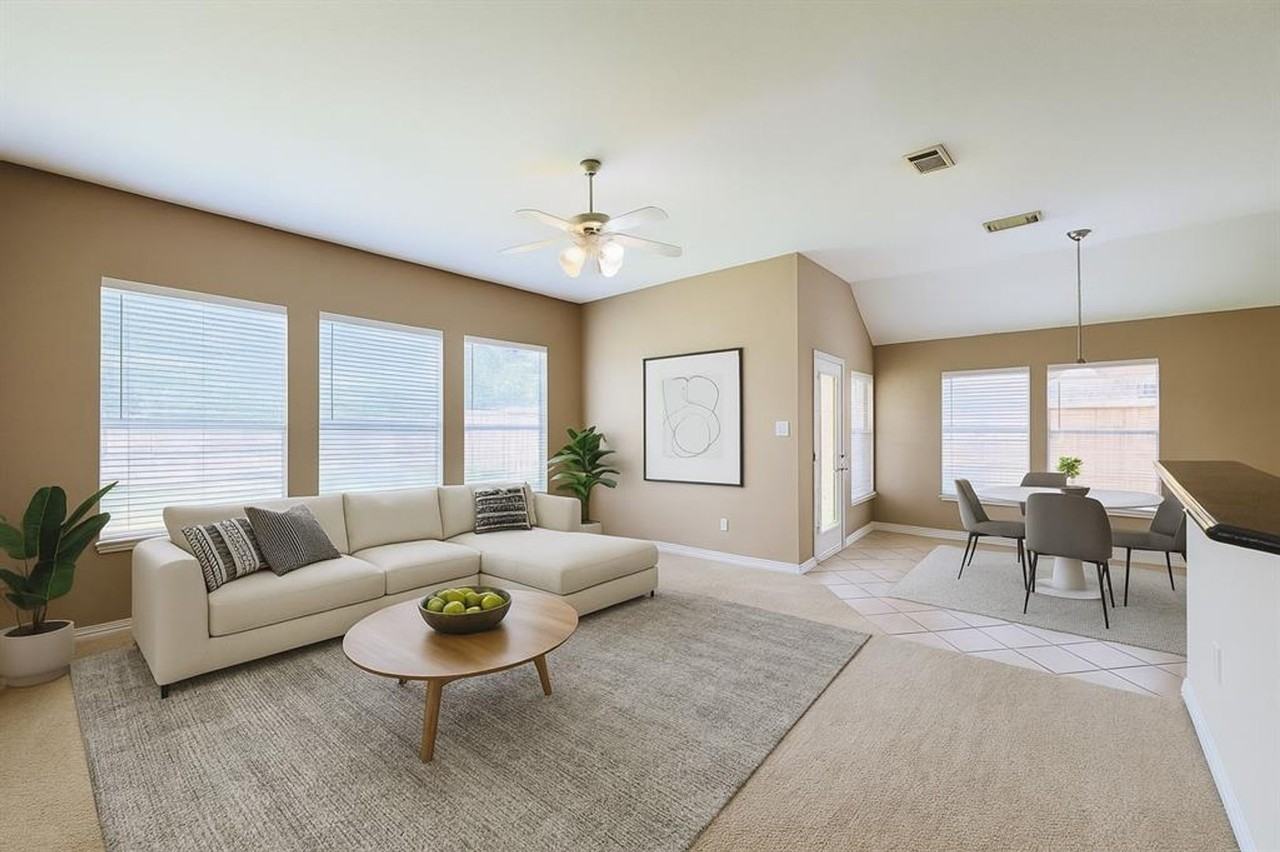 23247 Dewflower Dr - Photo 2 of 30