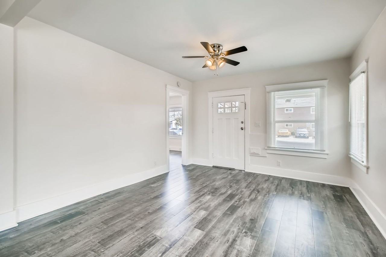 4510 32nd St - Photo 4 of 22