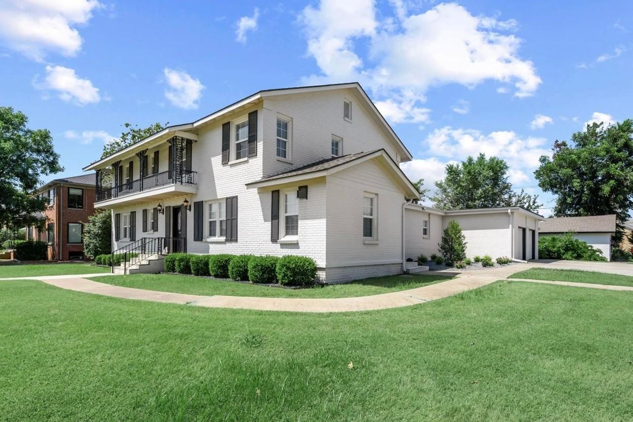 6529 Avondale Drive #1-2 - Photo 3 of 30