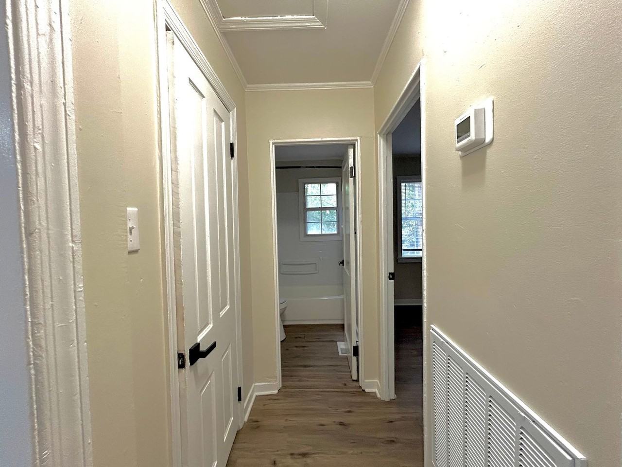 3540 White St - Photo 6 of 10