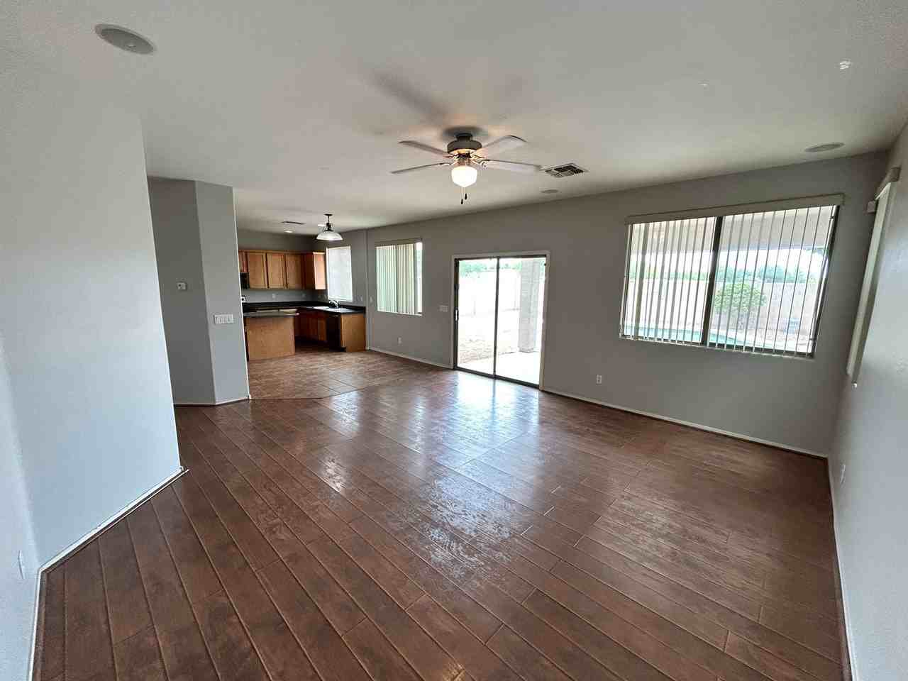 16809 North 172nd Lane - Photo 6 of 30