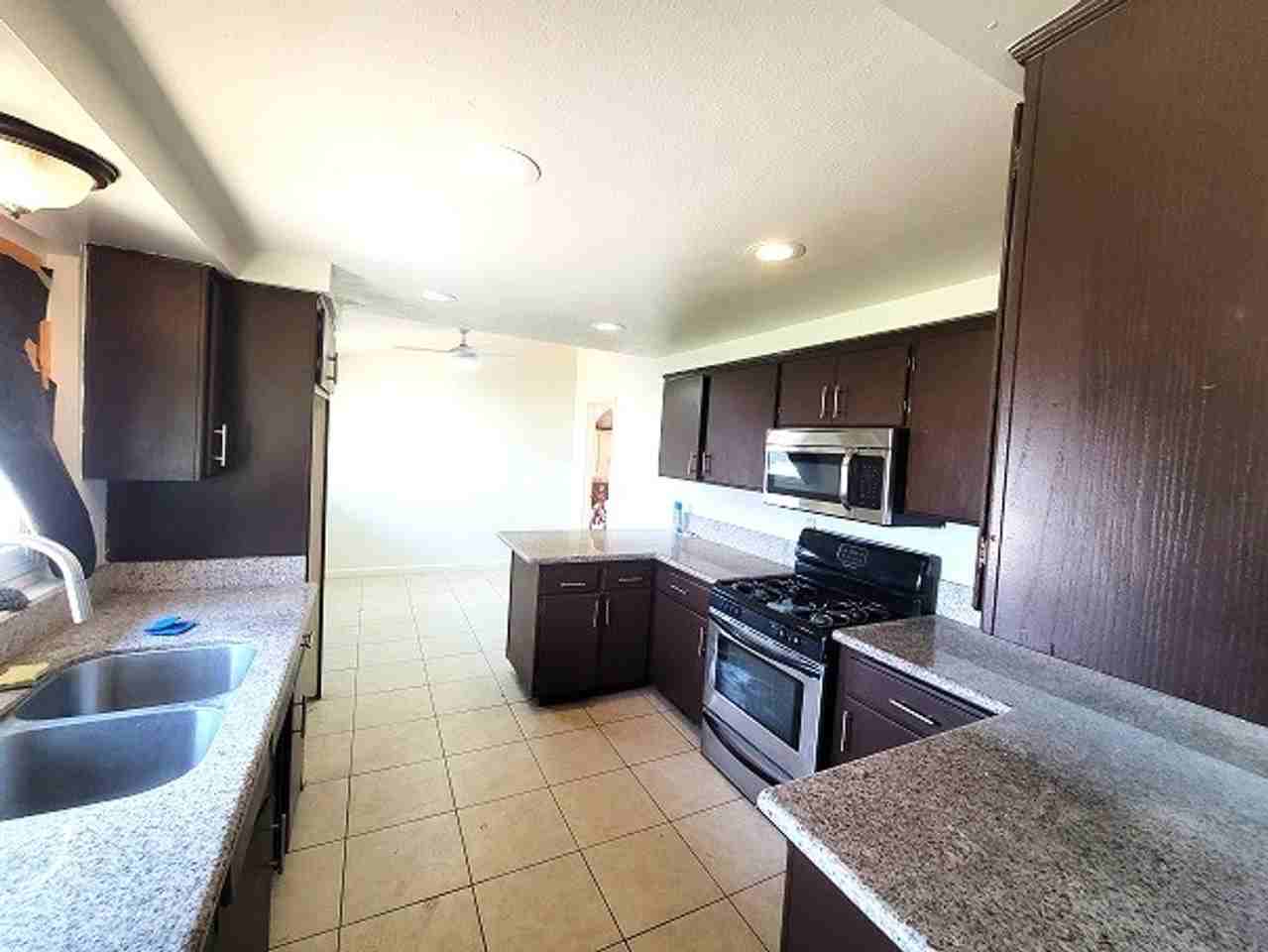 25398 Eureka St - Photo 6 of 26