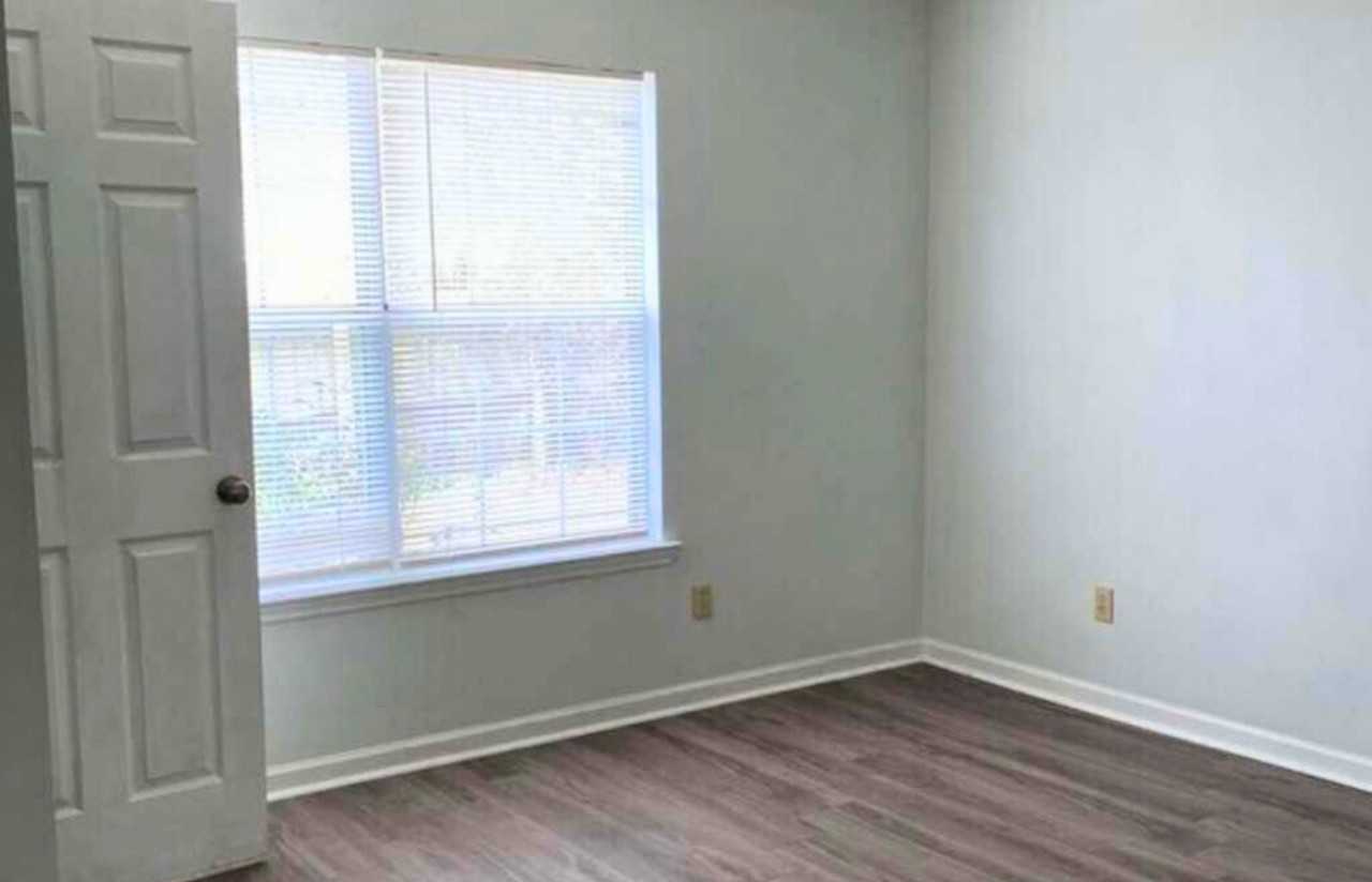 126 Ash Ct - Photo 6 of 13