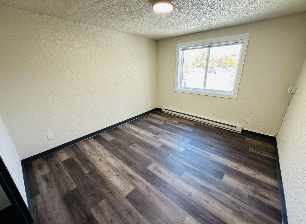 1011 N 2nd St - 12 Plex - Photo 7 of 9