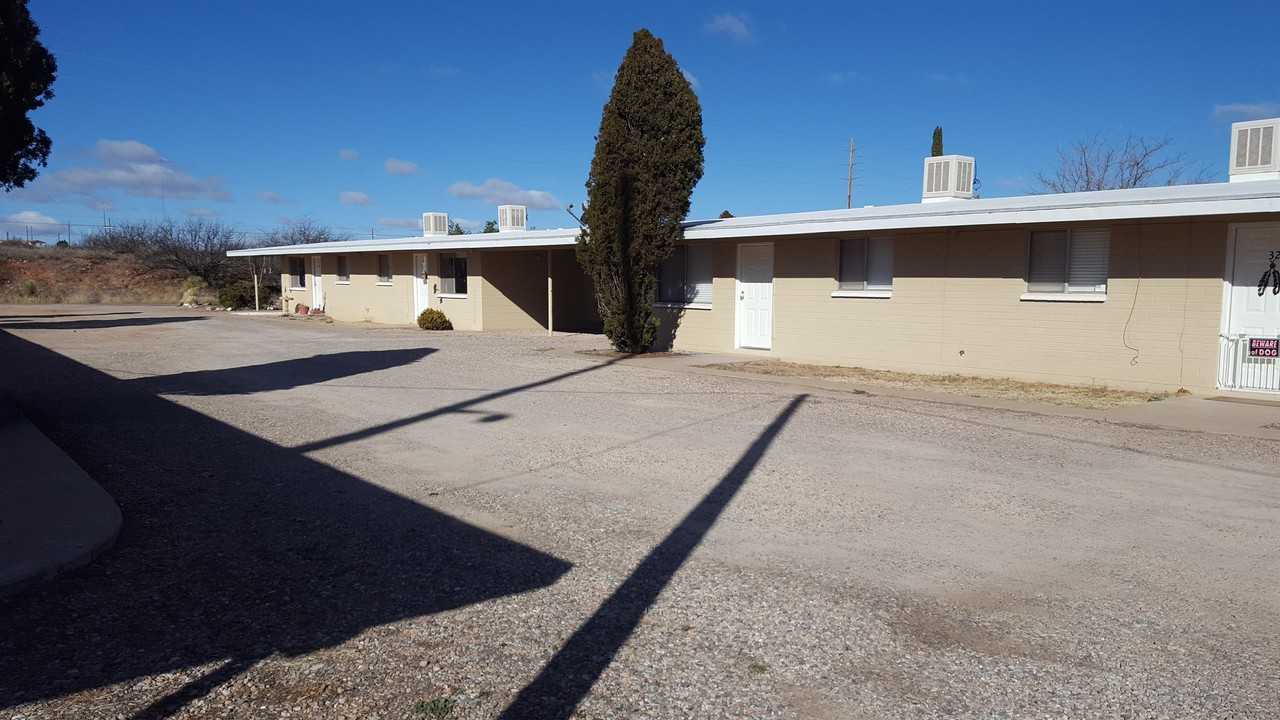 Walnut Grove Apartments - Photo 2 of 11
