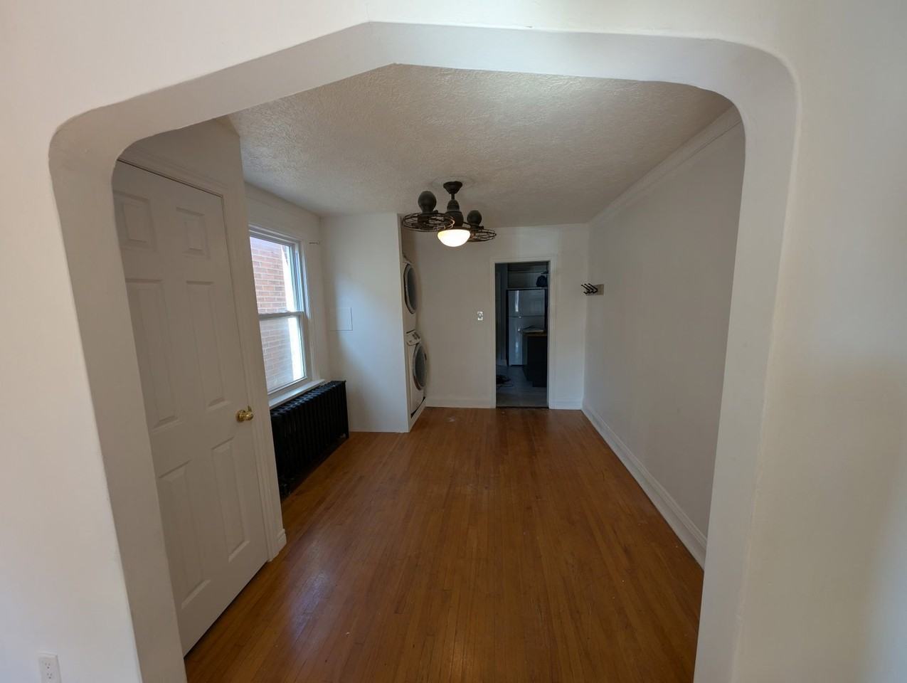 123 Dynevor Rd - Photo 2 of 11