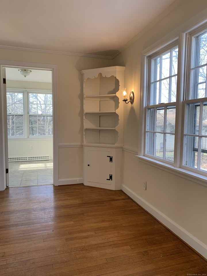 16 Garfield Ave - Photo 7 of 26