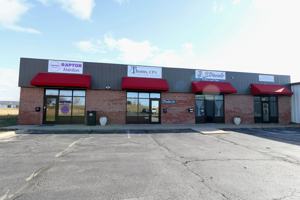 featured image of 4995 Radford Ct