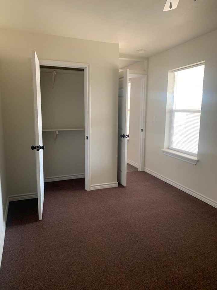 3484 Del Rio Blvd - Photo 2 of 9