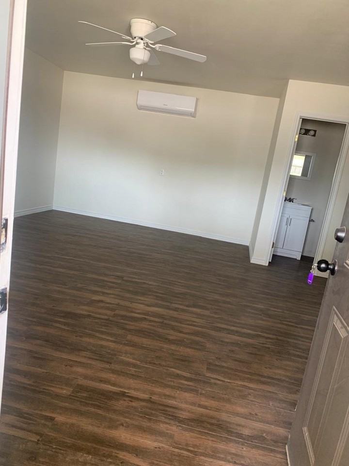 3484 Del Rio Blvd - Photo 4 of 9