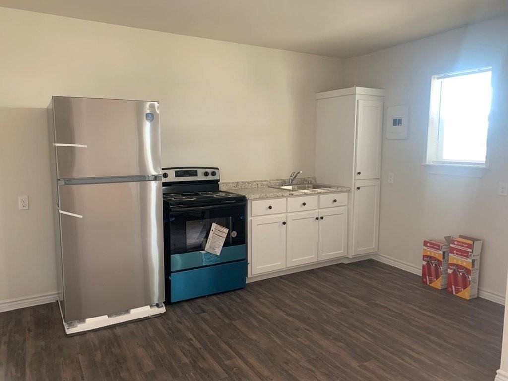 3484 Del Rio Blvd - Photo 5 of 9