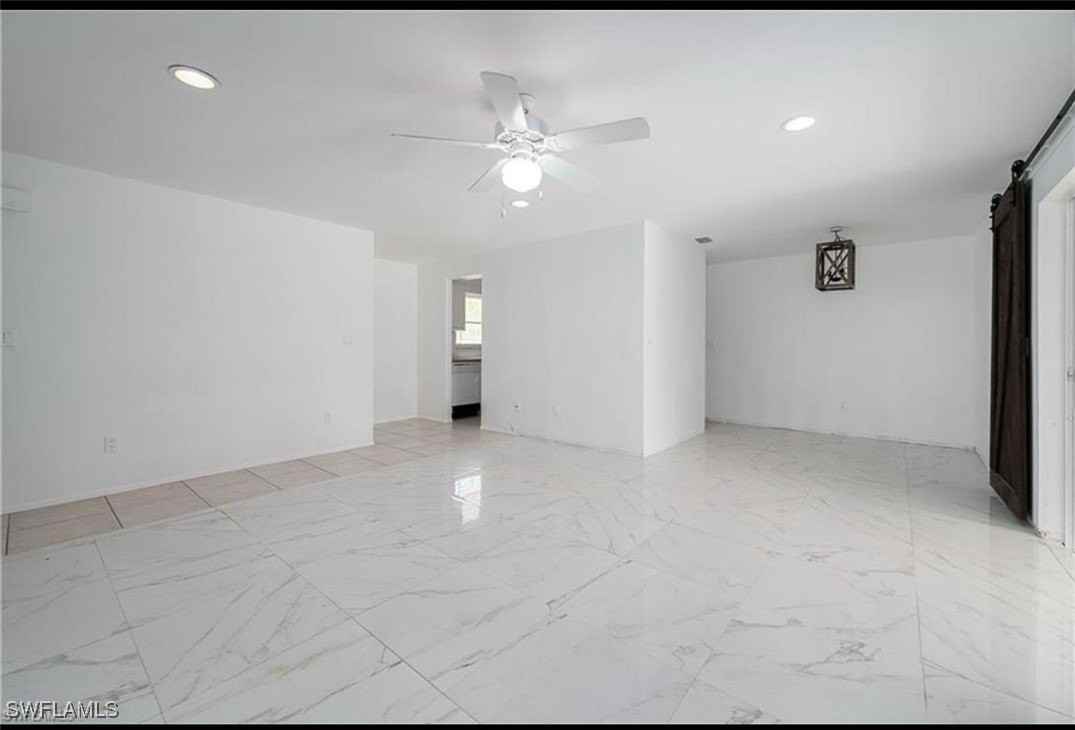 212 Grant Ave - Photo 4 of 18