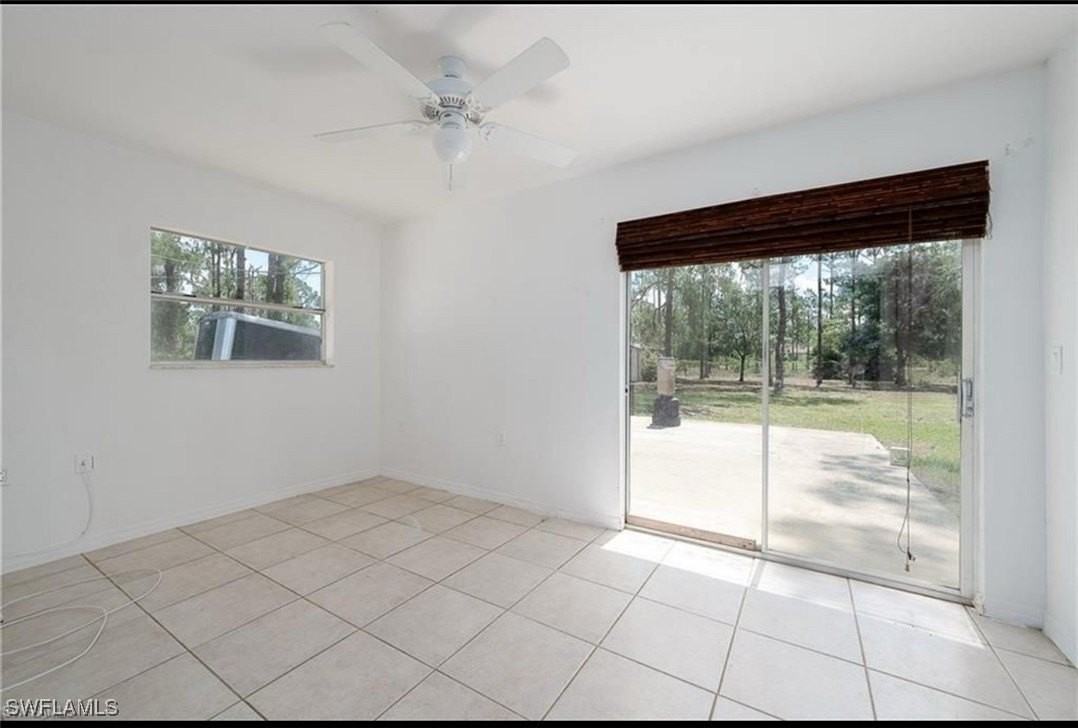 212 Grant Ave - Photo 5 of 18