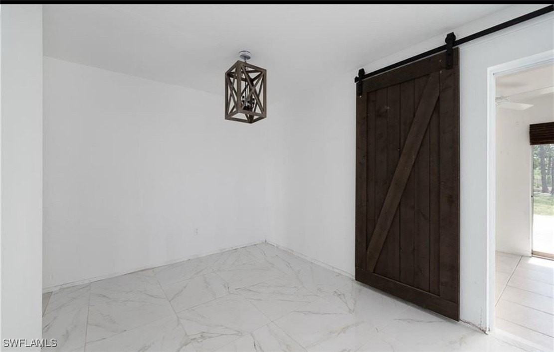 212 Grant Ave - Photo 6 of 18