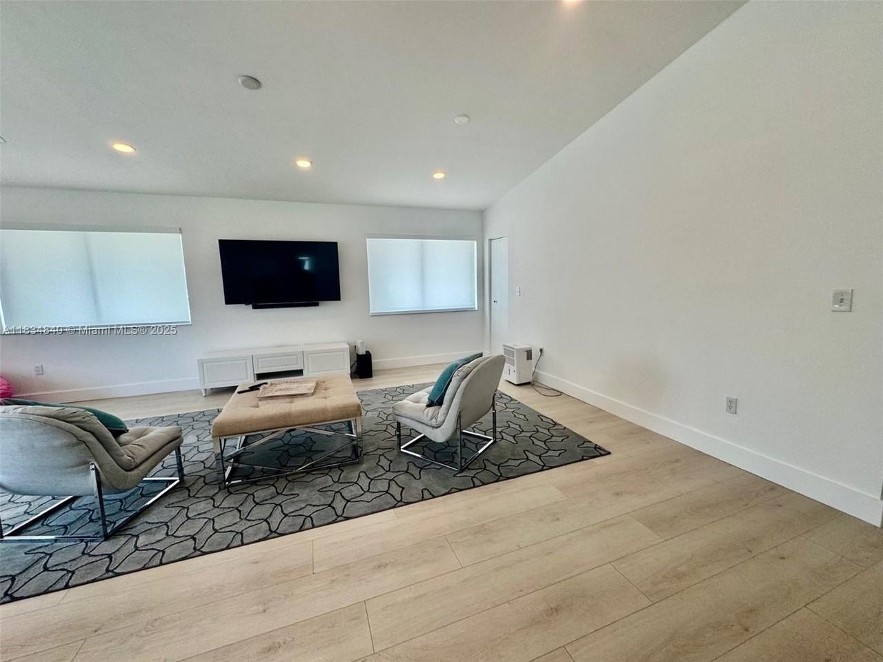 10911 N Bayshore Dr #0 - Photo 6 of 27