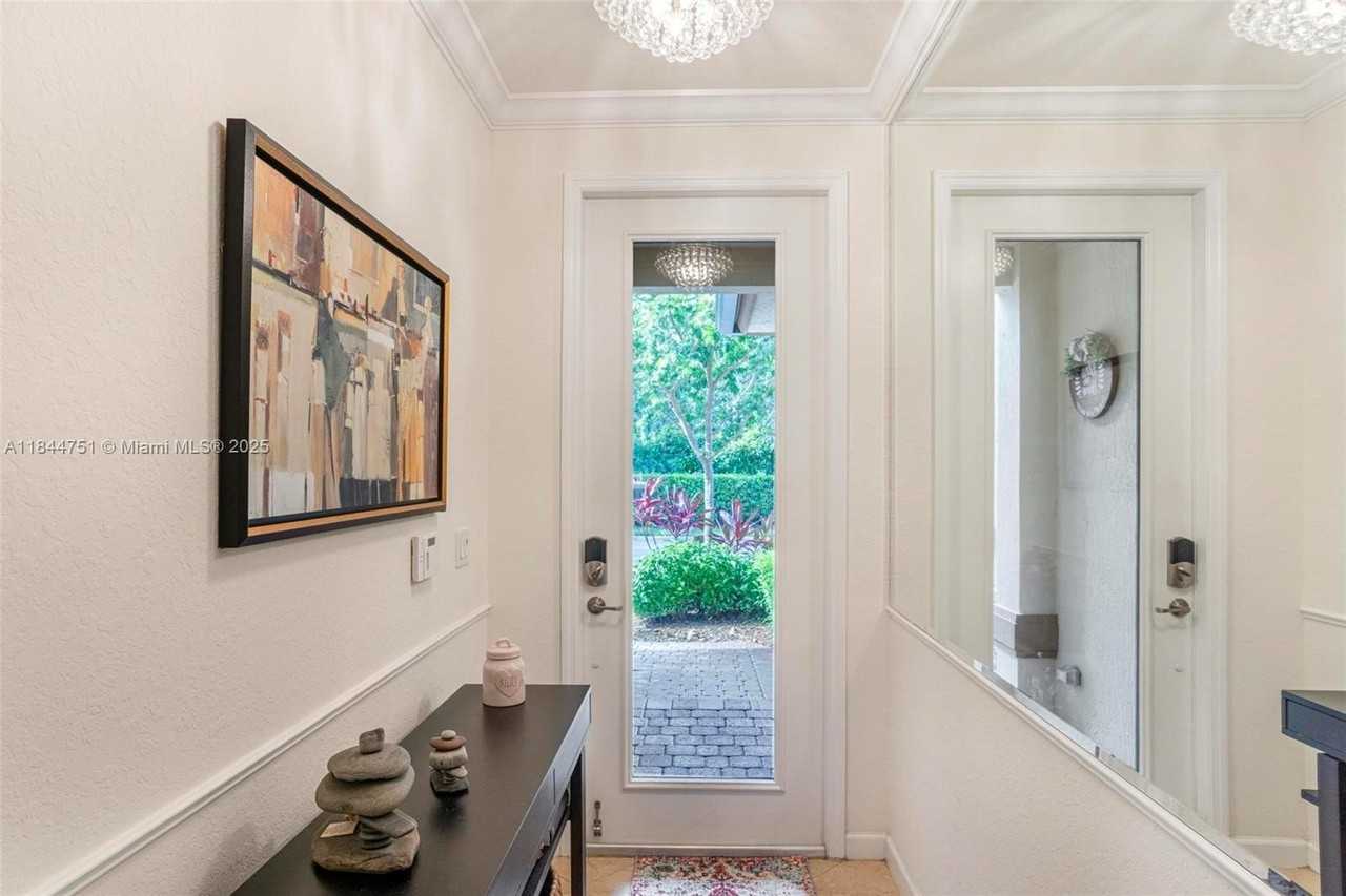 12125 Vaquero Trails Dr - Photo 3 of 38