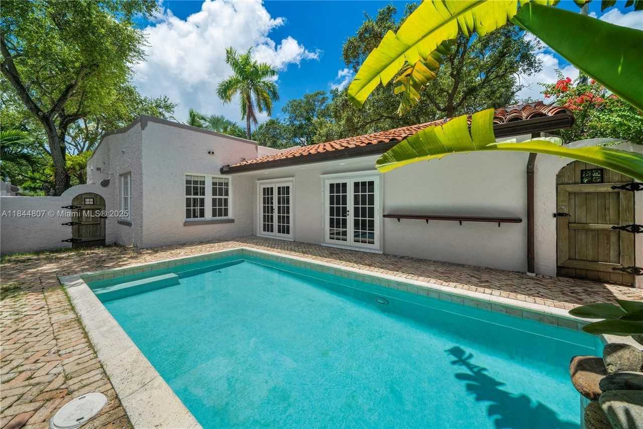 1765 Wa Kee Na Dr - Photo 2 of 27