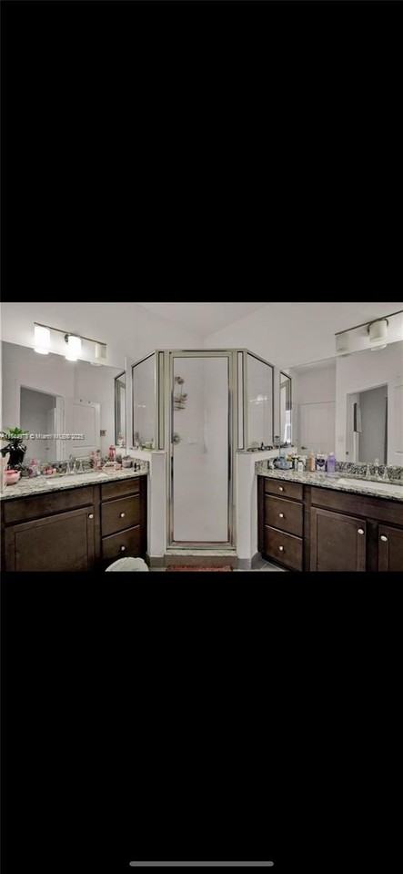 10859 Sw 235th Ln - Photo 6 of 30