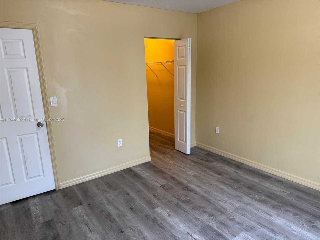 14078 Sw 260th St #103 - Photo 6 of 30