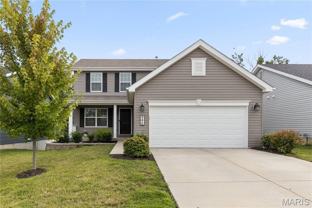 945 Crestwood Ln - Photo 1 of 1
