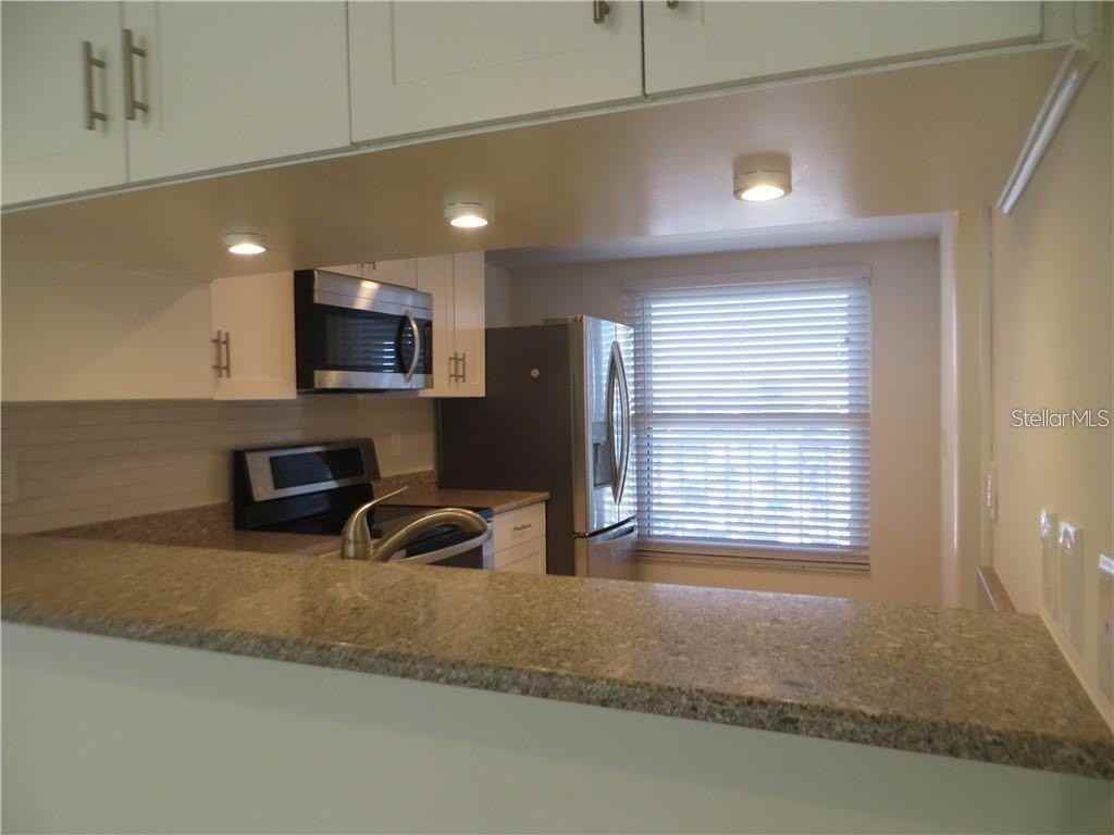 121 Island Way #332 - Photo 4 of 18