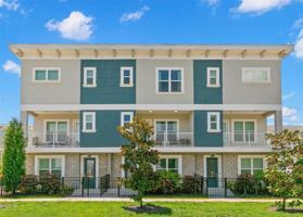 featured image of 3702 W Roland St #13