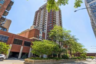 1529 S State St Unit 21J  