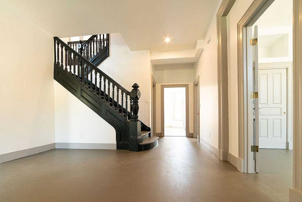 2524 Dwight Way - Photo 4 of 7