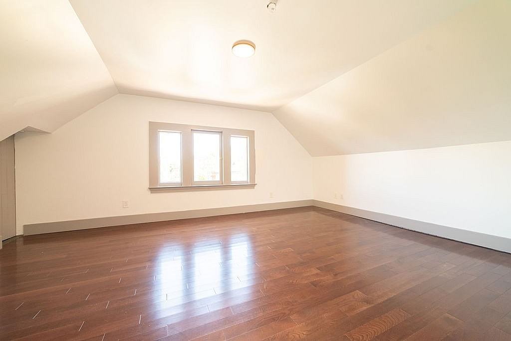 2524 Dwight Way - Photo 5 of 7