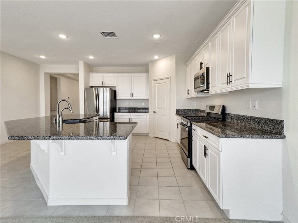 43885 Arancia Way - Photo 5 of 26