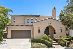 featured image of 15 Via Abajar