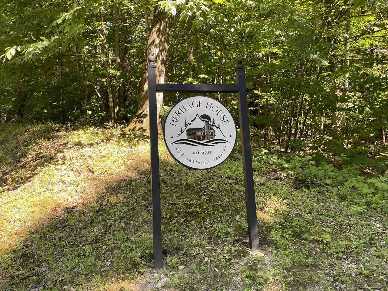 303 Westview Est - Photo 4 of 40