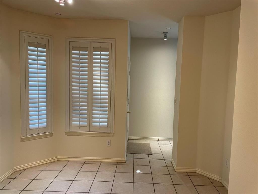 3016 Glen Meadow Dr - Photo 5 of 11