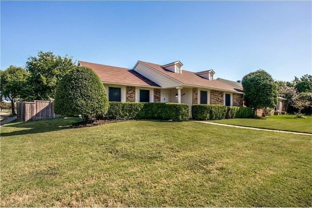 1301 Timbercreek Ct - Photo 2 of 15