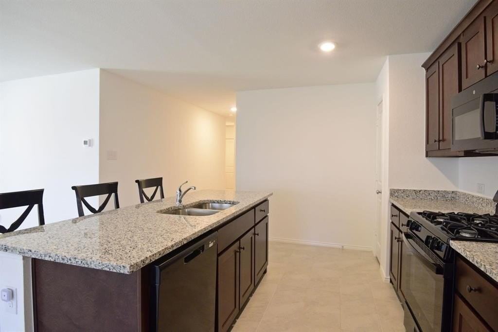 14133 Aberavon Dr - Photo 5 of 18