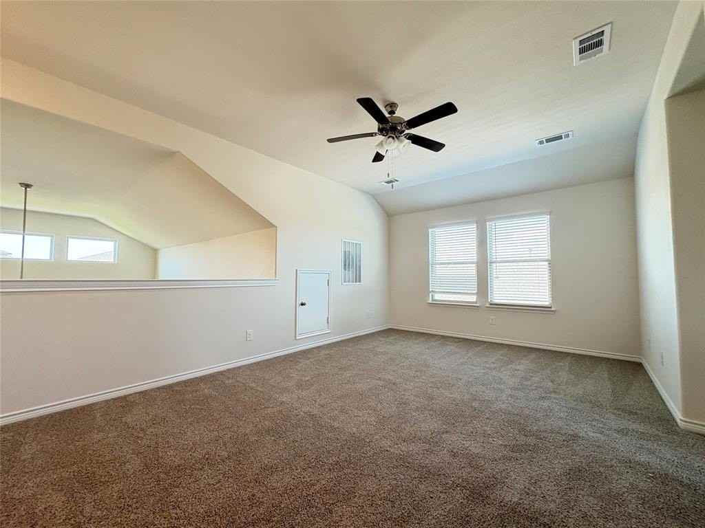 6047 Tudor Pl - Photo 7 of 37