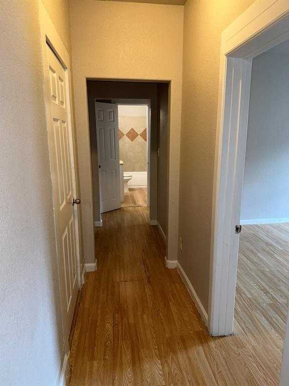 3300 Avenue H - Photo 6 of 10