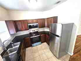 1927 W 10th St - Photo 1 of 1