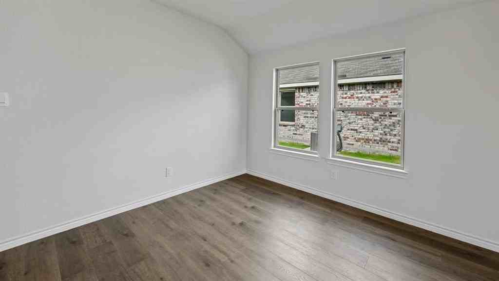 1332 Pierce St - Photo 3 of 14