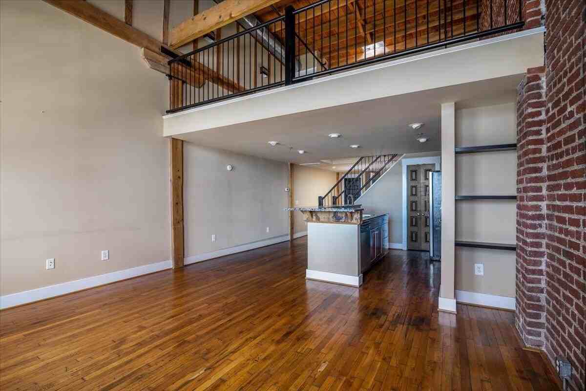 324 Salem Ave Sw #303 - Photo 5 of 21