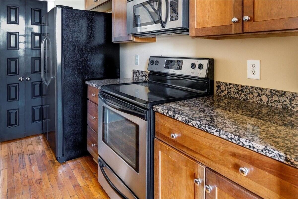 324 Salem Ave Sw #303 - Photo 7 of 21