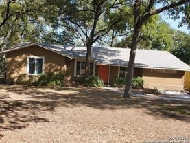 105 W Hillcrest Dr - Photo 1 of 1