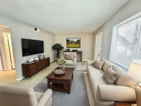 1401 Lazy Brk Apt A #A - Photo 1 of 1