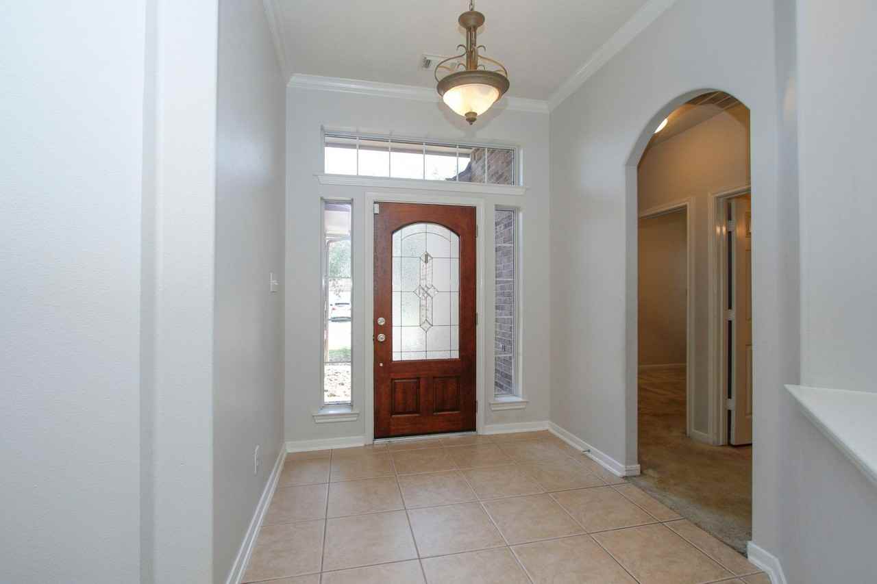 2414 Hannover Valley Ct - Photo 6 of 41